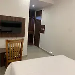Hotel Le Grandeur