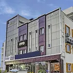 Collection O Sri Sapthagiri Near Phoenix Marketcity