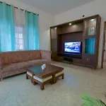 Homeslice Nazaara, Homestay In Btm