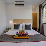Super Townhouse Global Village Tech Park Near Kengeri Bus Terminal Metro Station