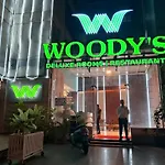 Woody\'S