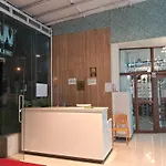 Woody\'S