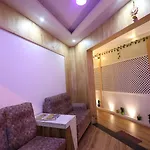 Royalwood Deluxe