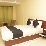 Royalwood Deluxe