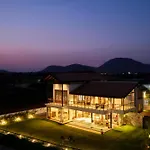 Saffronstays Niranta- 4-Bdr Villa On Golf Course Near Bangalore