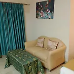 Cubbon Suites - 10 Minute Walk To Mg Road, Mg Road Metro And Church Street