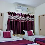 Super Hotel O Shree Mookambika Guest House Near Sri Someshwara Swami Temple