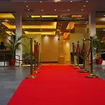 Hyde Park Hotel