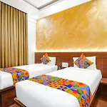 Fabhotel Ellegant Inn