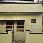 Rrm Stays - Gottigere
