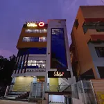 Collection O Vittala Comfort Near Ascendas Park Square Mall