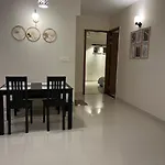 Snooze Living Manchester 2 Bhk E City