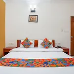 Fabhotel The Kings Suites