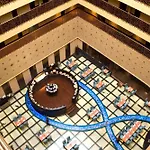 Sterlings Mac Hotel