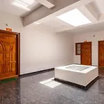 Pinnacle Apartments