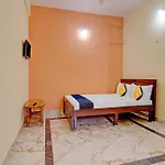 Spot On Sri Nataraja Lodge
