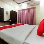 Hotel O Royal Wood Premier