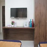 C Suites - Orange