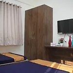 C Suites - Orange