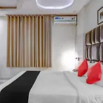 Hotel O N R Classic