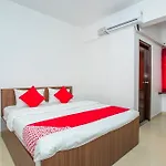 OYO 18718 Pavitra Delux