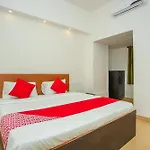 OYO 18544 Amm Residency