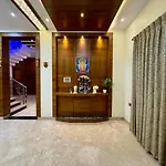 Ultra Luxurious 4 Floor Villa
