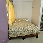 V2 Rooms