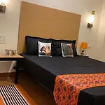 C Suites - Marion II Stay, Cowork & Engage II Short & Long Stays