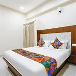 Fabhotel Sathya Comforts - Nr Commercial Street