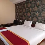 Hotel Pallavi Grand