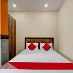 Super Hotel O J.B. Boarding And Lodging