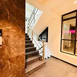 Hotel Star Avenue - Indiranagar