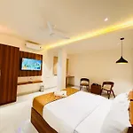 Hotel Star Avenue - Indiranagar