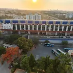 Deluxe 2Bhk For Families- Opp Whitefield Metro