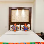 Fabexpress Sri Sai Suites
