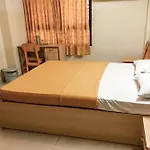 Hotel Rainbow Near Bangalore City Railway Station
