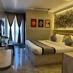Hotel Lg Suites