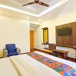 Fabhotel Royal Wood Premier - Domlur