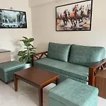 Deluxe 2Bhk Family And Business Service Apartments, Raj Royale Retreats