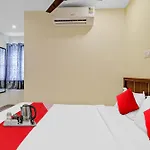 Hotel O Gn Nelli Suites