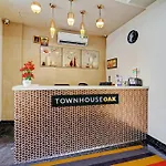 Townhouse Oak Clove Boutique Hotel Rajaji Nagar Near Lulu Mall Bengaluru