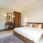Sliceinn Gulmohar- Near Kempegowda International Airport, Bengaluru