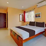 FabExpress Paradise Inn