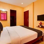 FabExpress Paradise Inn