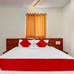 Super Hotel O Silver House Near Mantri Square Mall