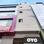 Hotel O Royal Galaxy