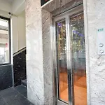 Fabhotel Redmoon Suites - Nr Brookfield
