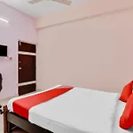 OYO 11640 Hotel Aaira Inn