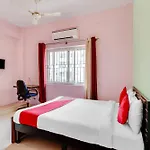 OYO 11640 Hotel Aaira Inn